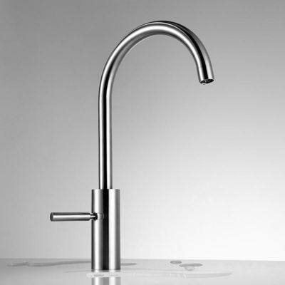 Faucon d'évier de cuisine en acier inoxydable 304 à froid unique universel rotatif à froid et chaud