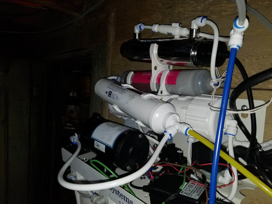 Système de filtration de l'eau potable 75 GPD RO avec pompe de renforcement et baril à pression de 4,0 G