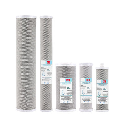 Adsorption élevée 10 pouces 20 pouces cocotière coquille Bloc activé de carbone purificateur d'eau 220V